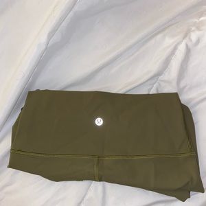 size 4 lululemon olive green leggings